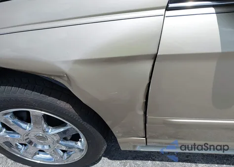 2007 Chrysler Pacifica Limited z USA, uszkodzony, nr VIN 2A8GM78X67R163158